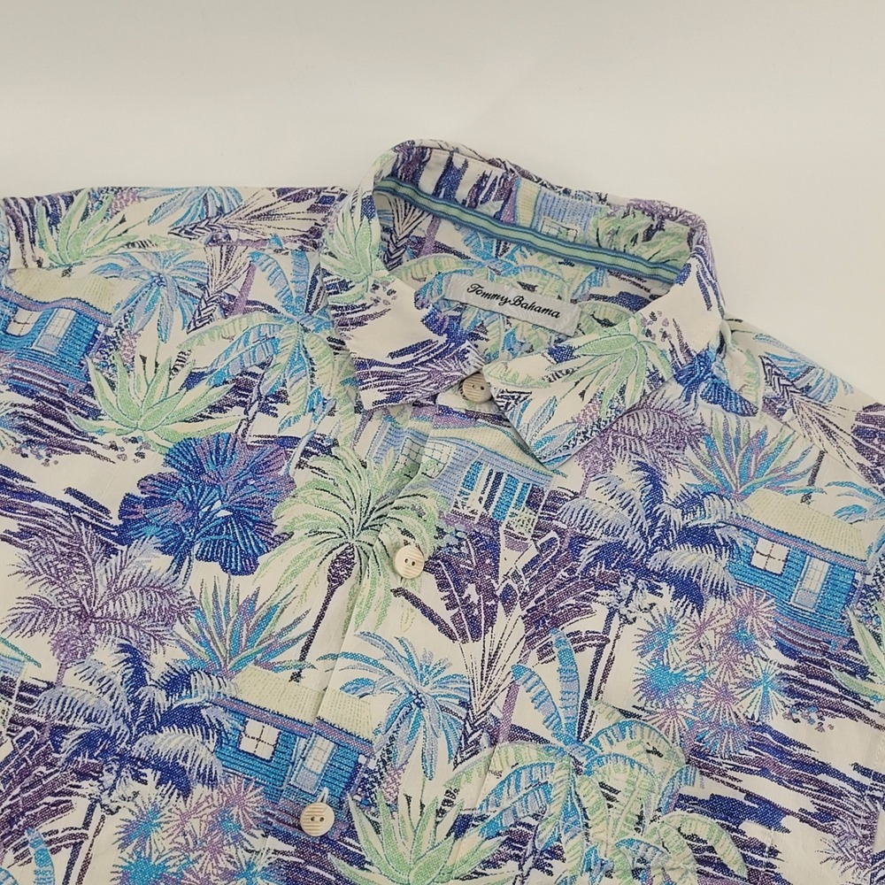 Tommy Bahama Button Up Shirt Medium Blue Tropical Silk Hawaiian Mens‎